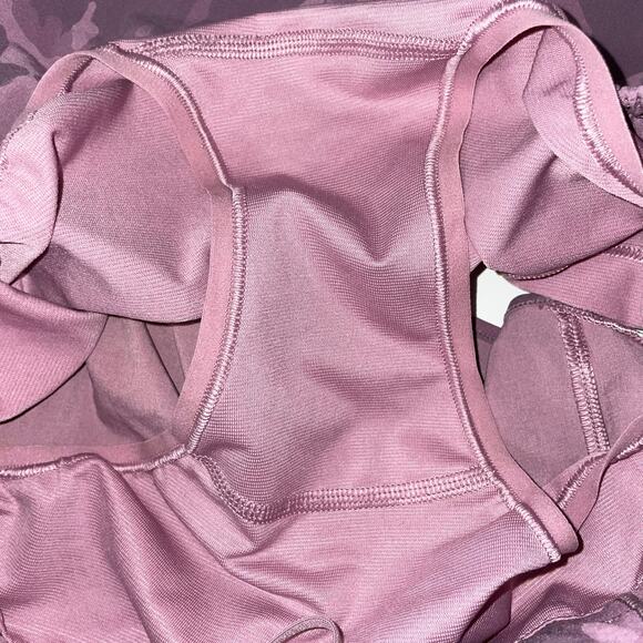 Lululemon Hotty Hot Short II Incognito Camo Pink Taupe Multi / Pink Taue. 8 - Picture 3 of 5